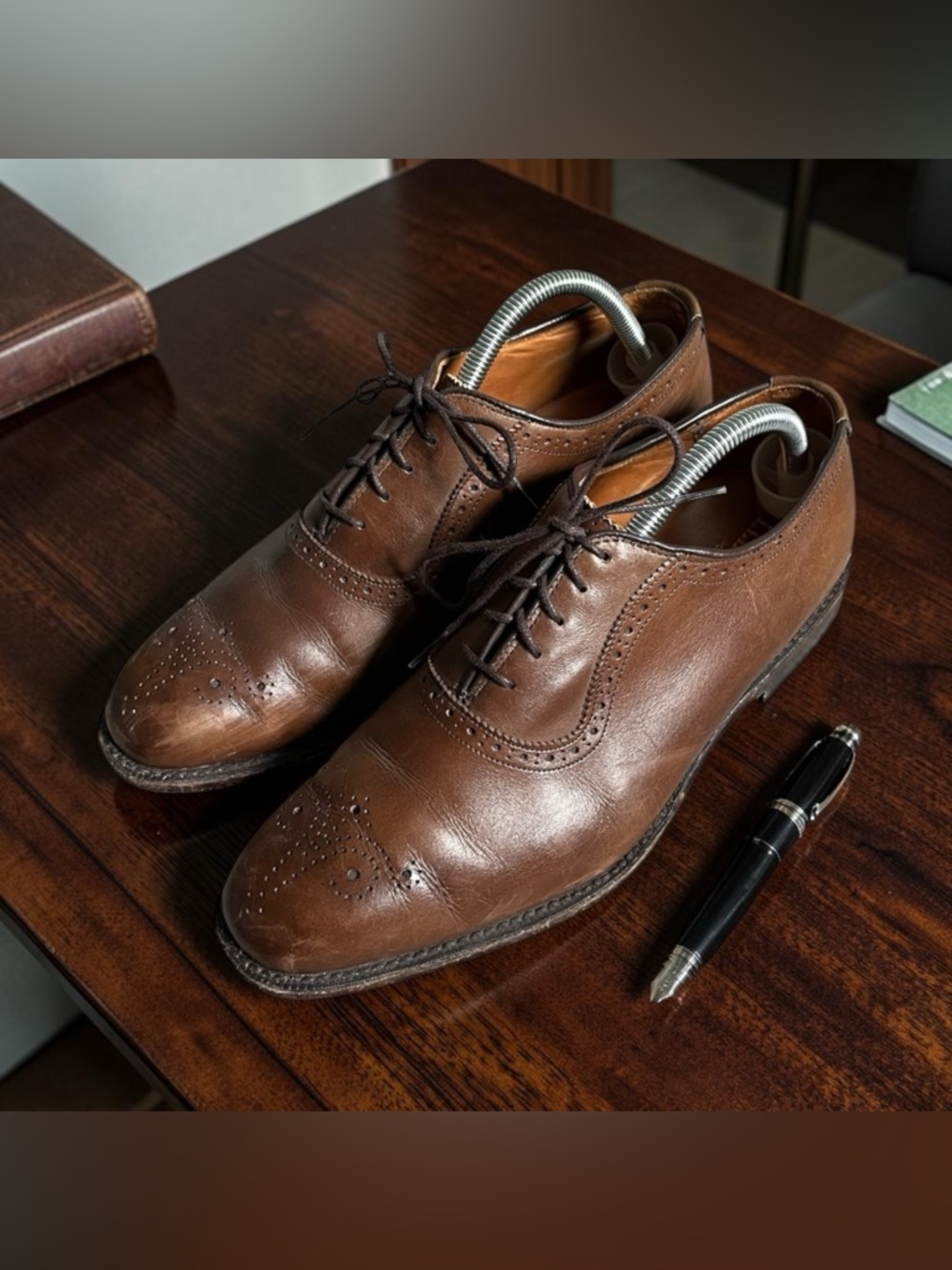 Allen Edmonds Cornwallis Brogue Detailing Brown Leather Loafers Mens 9